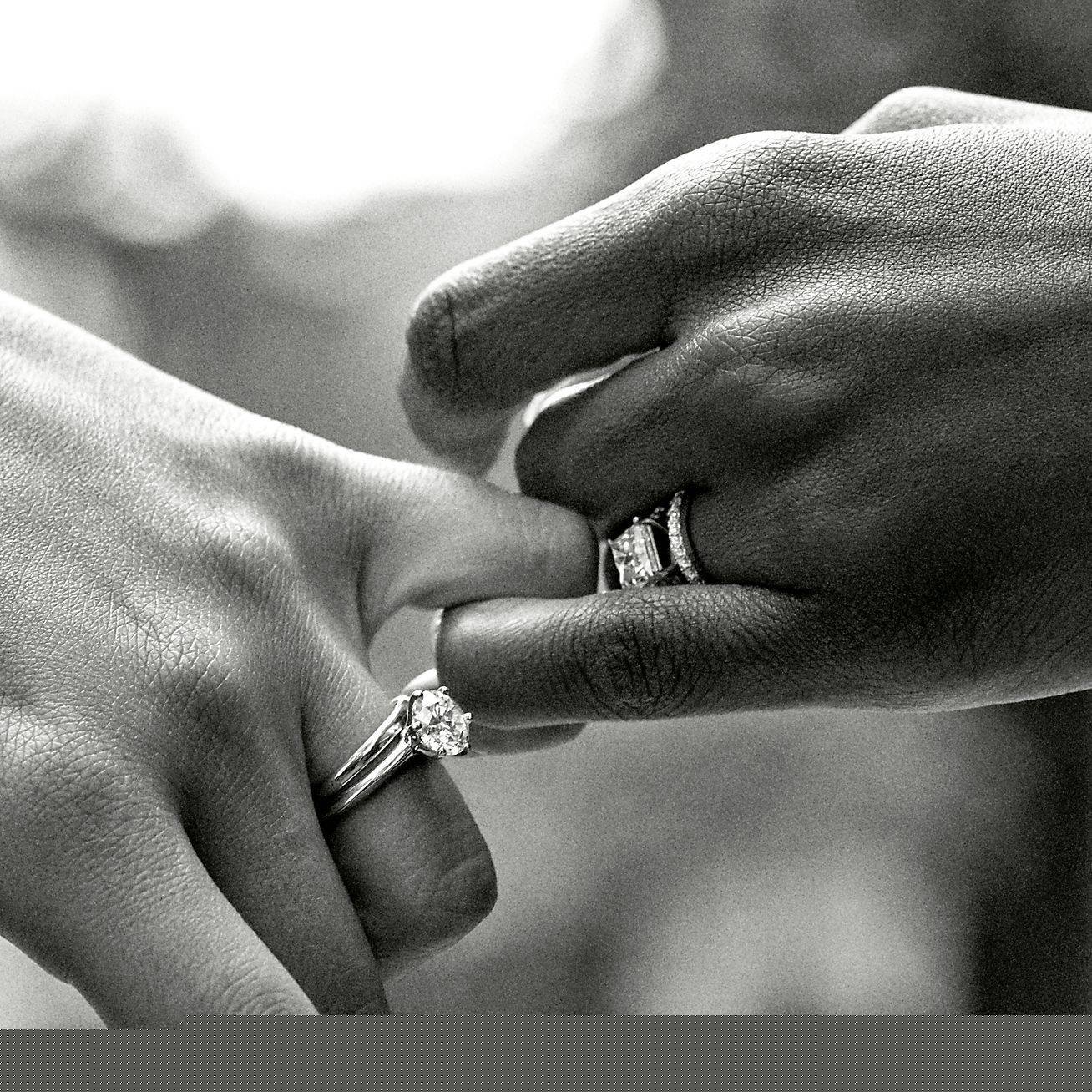 T*f*ny soleste® full eternity ring in platinum with diamonds