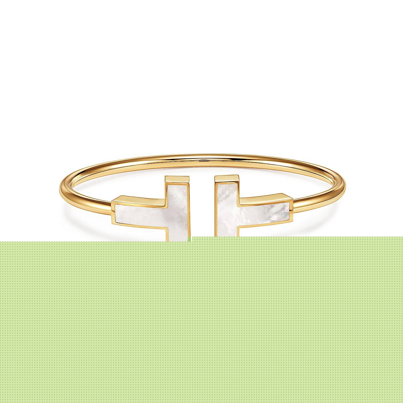 T*f*ny t wide mother-of-pearl wire bracelet in 18k gold