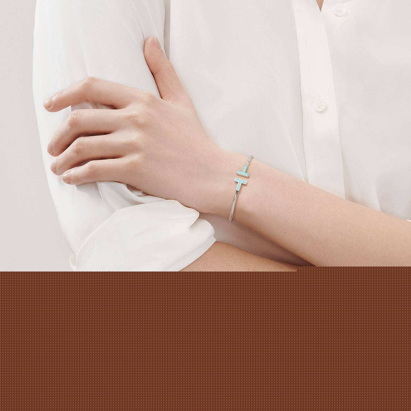 T*f*ny t turquoise wire bracelet in 18k white gold