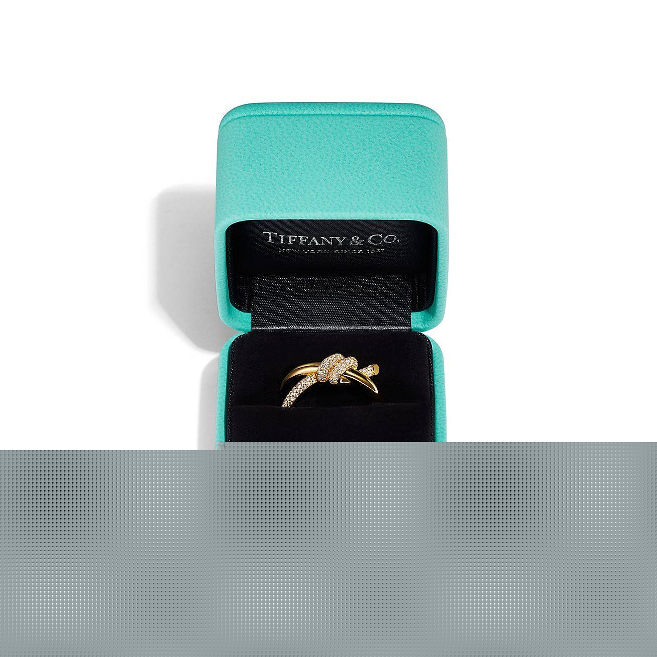 T*f*ny knot double row ring in yellow gold with diamonds