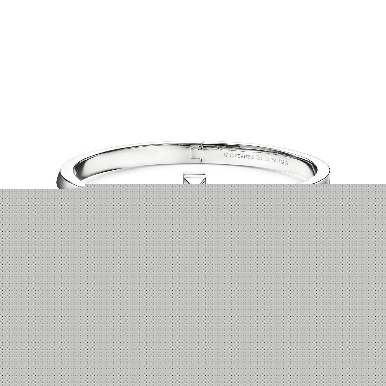 T*f*ny t t1 hinged bangle in white gold, wide