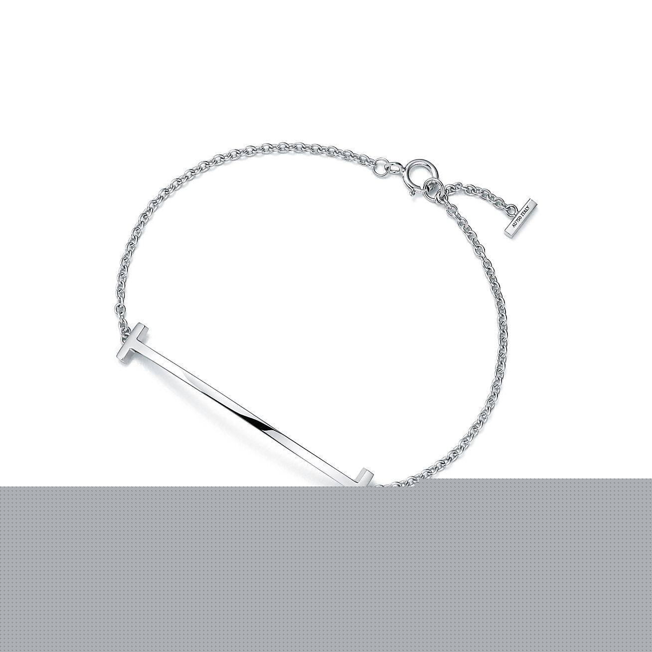 T*f*ny t smile bracelet in white gold
